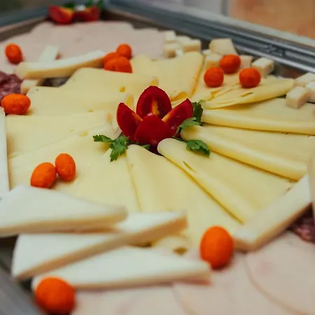 Garni Koral Отель