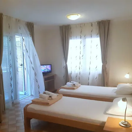 Garni Koral 3*